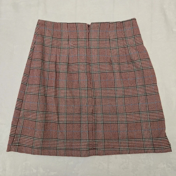 brandy melville john galt mini skirt - Picture 7 of 8